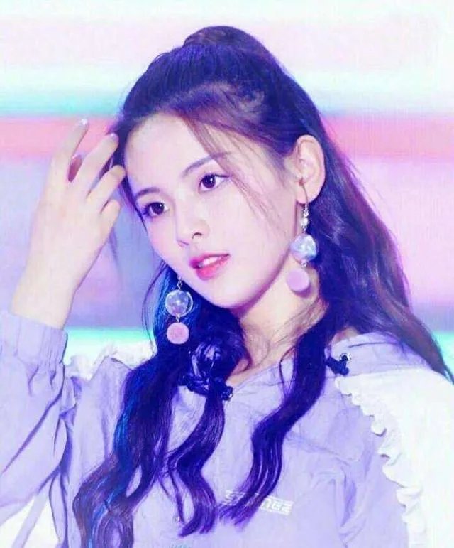 如果芭比娃娃要拍真人电影，全球范围内选角，你认为有哪些演员可以胜任这一角色？