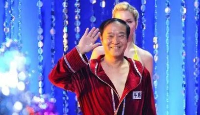 大家还记得十年前春晚冯巩的老搭档是谁吗？