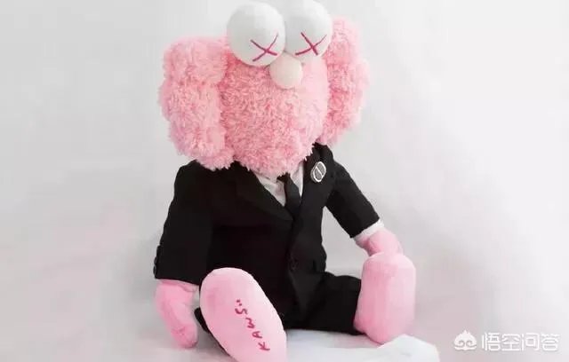 优衣库和KAWS的联名为什么会这么火？