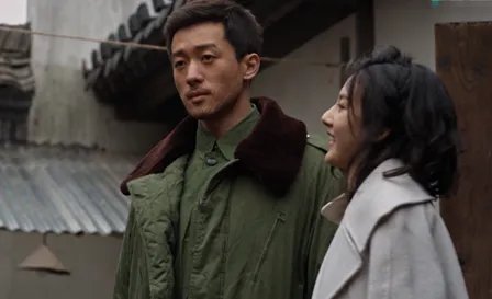 《乔家的儿女》戚成钢为什么提前退伍?