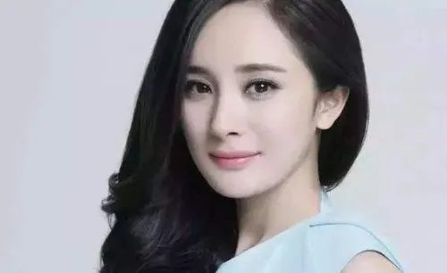 有一个姓杨是个歌手