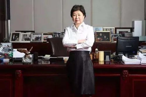 女首富张茵在创业过程中有哪些精神值得我们学习？