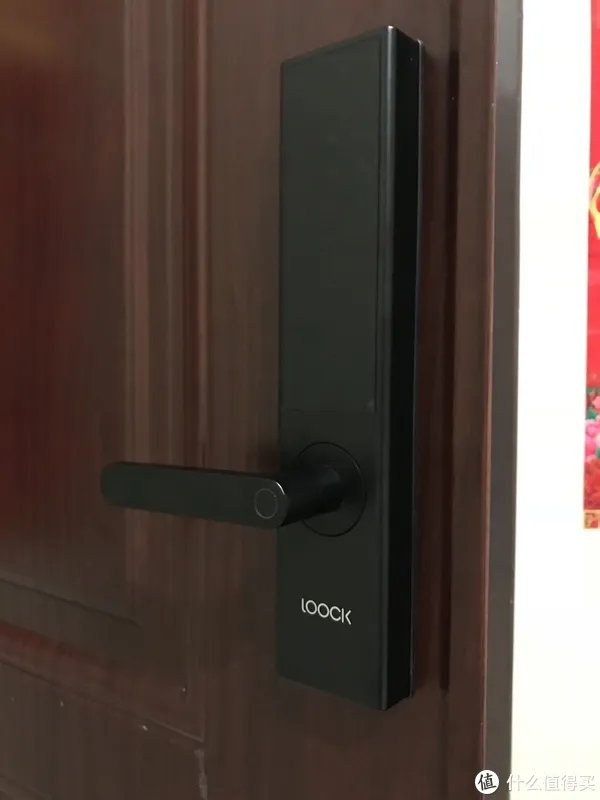 自然舒服的开锁方式，  鹿客智能指纹锁Classic版本