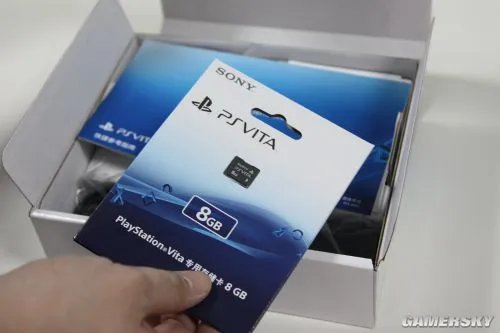 游民PSV国行重磅开箱：无双割草+最终幻想！