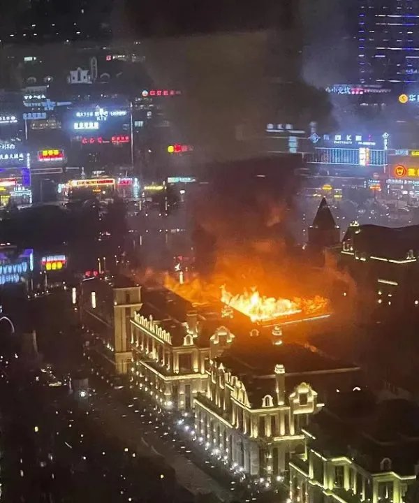 贵州重要文化地标方舟戏台发生大火，造成的损失是否为不可逆的？