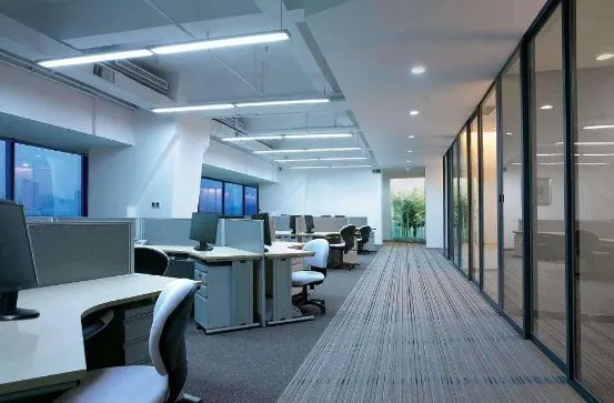 为了掌握及时准确的竞争情报企业需要建立什么