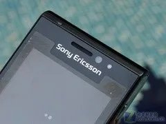 秒杀卡片机 索尼爱立信Satio高价再登场