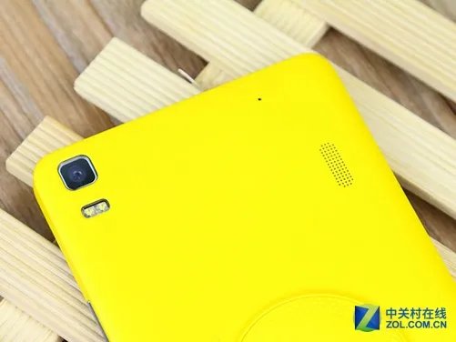 省钱攻略 千元价位最值得买的手机推荐