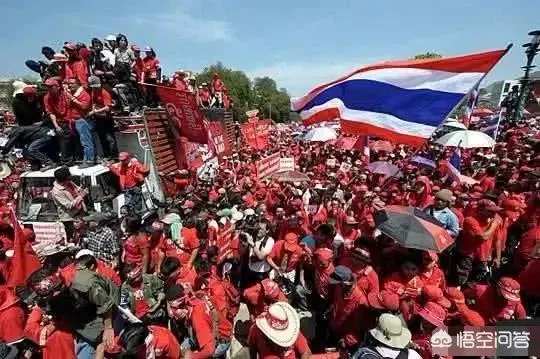 巴育嘲笑英拉没胆子泰国英拉现状大米案