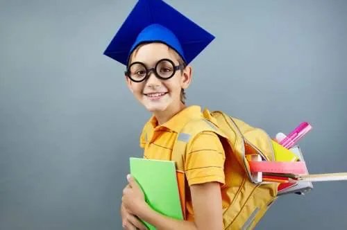 广东两名高考学霸各被奖一套房，读书好有多赚钱？