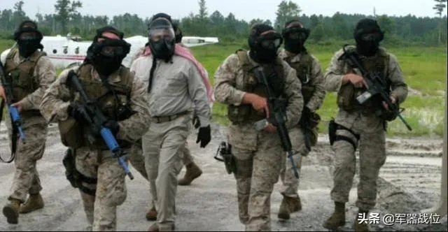 俄罗斯的车臣战争中，雇佣兵怎么被应召而来的？