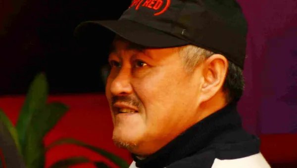 哈文与赵本山隔空开撕，有本事永远不登春晚，究竟发生了什么？