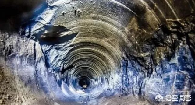 地底下真的有人类？斯诺登爆出的地下世界，真的存在吗？