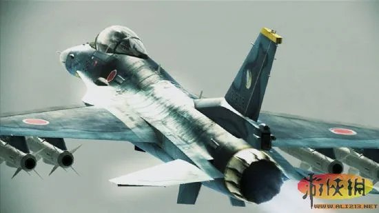 《皇牌空战7》多机体及城市关卡部分截图欣赏