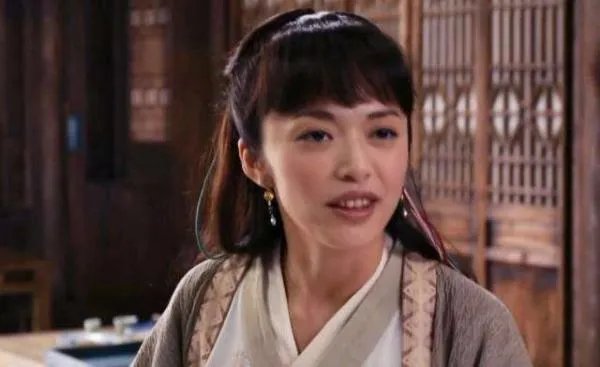 电视剧《武林外传》中郭芙蓉的扮演者是谁？