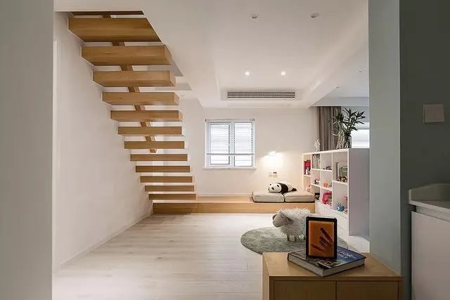 布置一个亲子活动区，让家里充满笑声