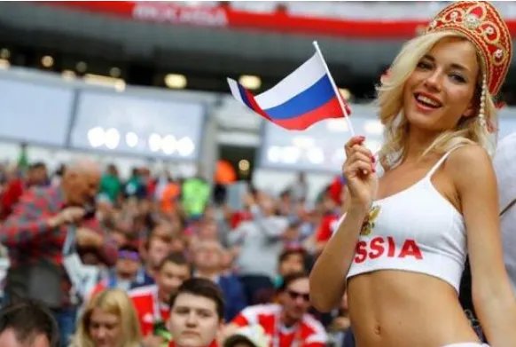 俄罗斯门将一夜扑出几个点球？