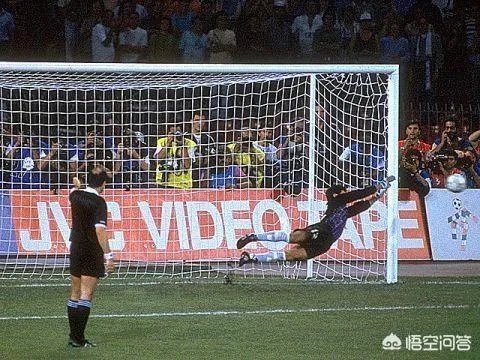 纵观世界足坛，谁是扑点球最厉害的门将？
