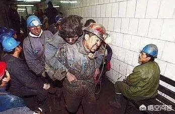 除了像华山栈道绝壁扫雪这样危险的工作外，还有哪些工作比较不安全？