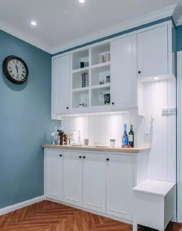 客厅的玄关，我觉得这样装才最美，越看越满意！