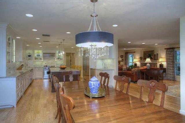 简欧式别墅，简约中透露着时尚