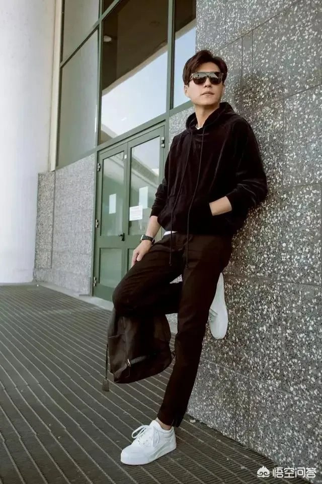 2018东方卫视跨年晚会中，各明星的表演有什么亮点？