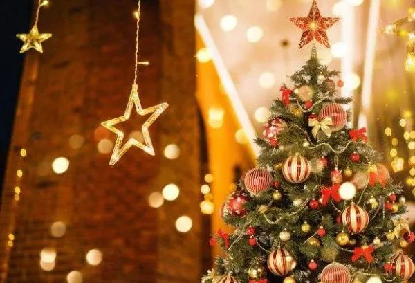 我祝愿你们每个人平安夜快乐。英文怎么说