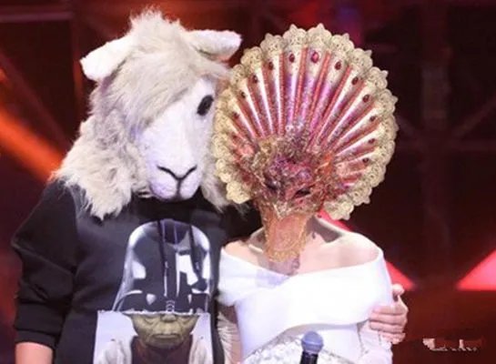 铁扇奥特曼是谁？ 巫启贤表白约铁扇奥特曼