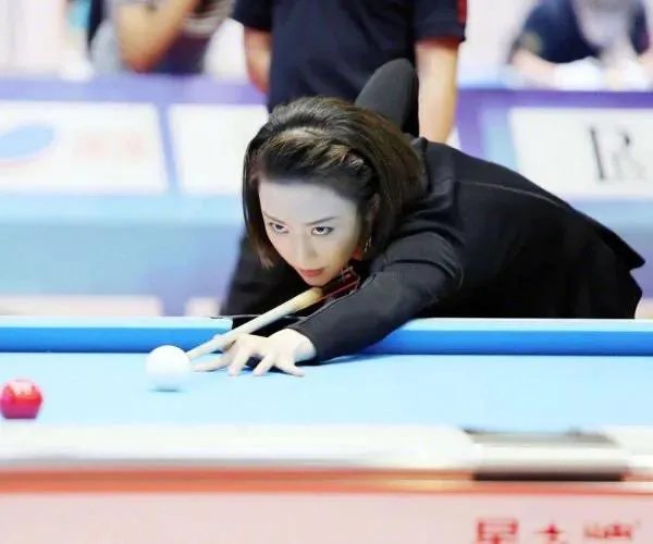 潘晓婷是不是最美的台球女神？