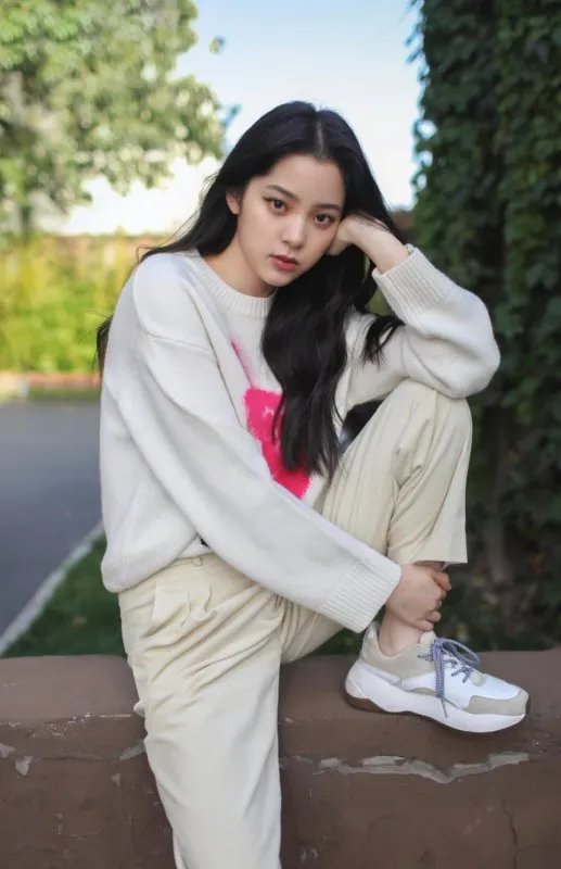 欧阳娜娜一条微博，台媒直接破防，到底什么情况？