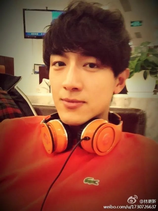 林更新现在为什么那么火？