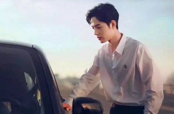 227事件之后，肖战为什么不发声道歉并做出补偿措施呢？