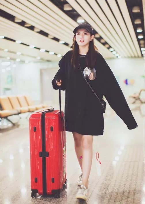 宋祖儿甜美形象霸屏，怎样才能像她一样穿出青春活力范儿？