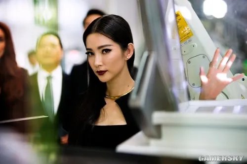 《变形金刚4》中国片长比国际版多出9分钟 李冰冰剧照集