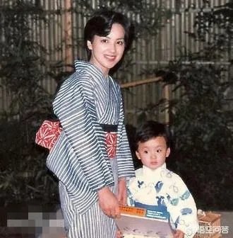 经典日剧《排球女将》的演员小鹿纯子、由加、大介现在怎么样了？