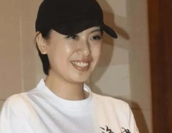 让子弹飞被欺凌女子扮演者