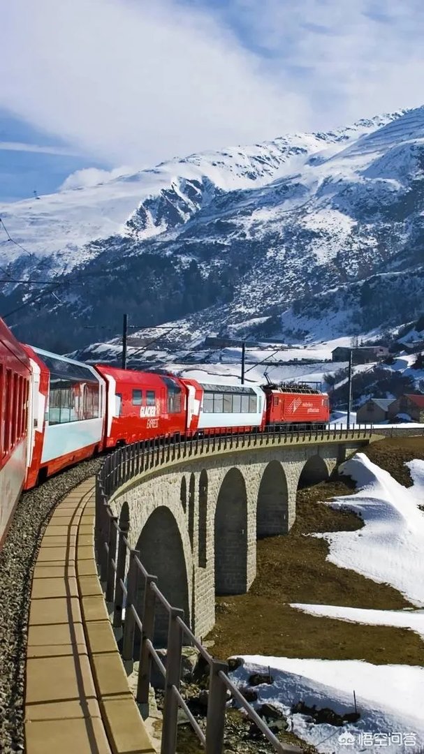 你觉得《今日头条》会取代腾讯吗？为什么？