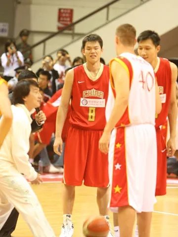 姚明纳什慈善赛的赛事简介