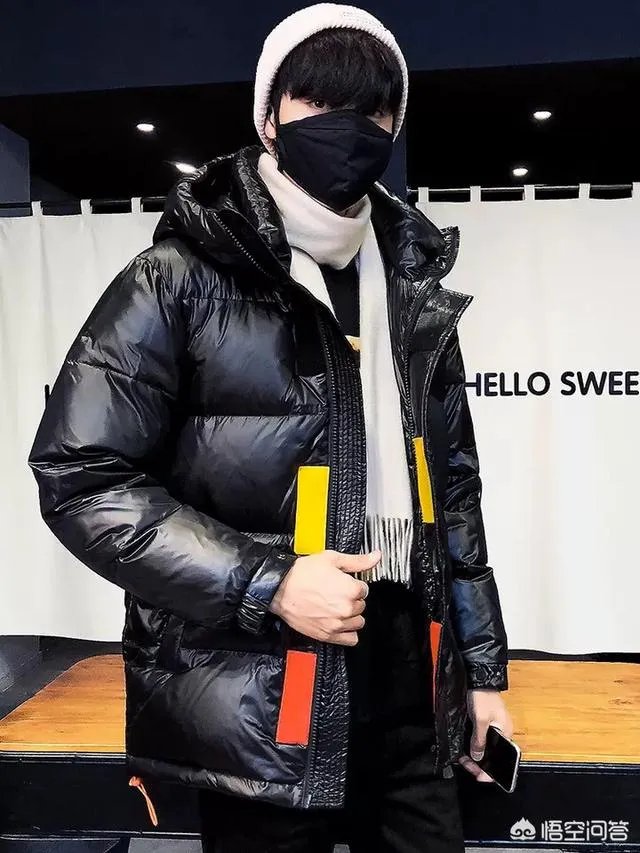 对于冬季流行的男士毛衣来说，如何穿出时尚的感觉？