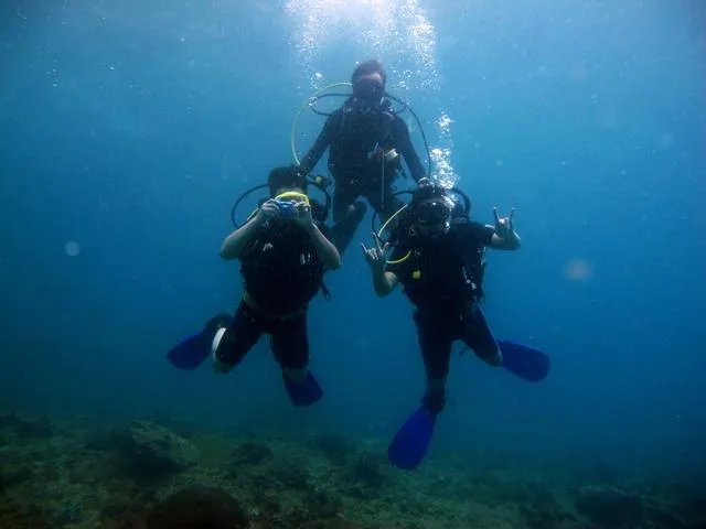 52岁中国游客泰国海底漫步溺亡事件，你怎么看？