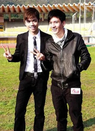 张敬轩出柜证据证据曝光 领养孩子有两个妈咪