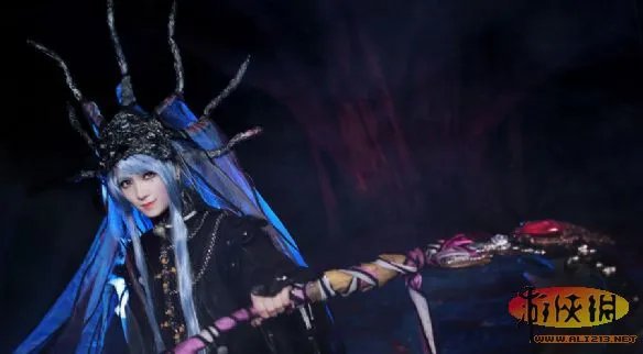 粉萌的软妹子！《妖狐X仆SS》髅髅宫歌留多COS