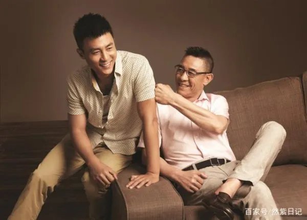 杜淳妻子王灿家庭背景？