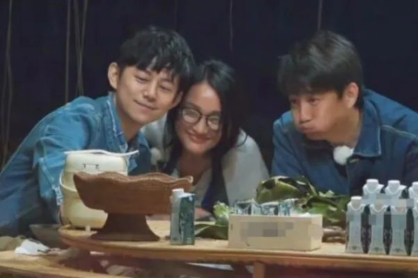 黄磊叫周迅妞妞怎么回事 黄磊和周迅是什么关系