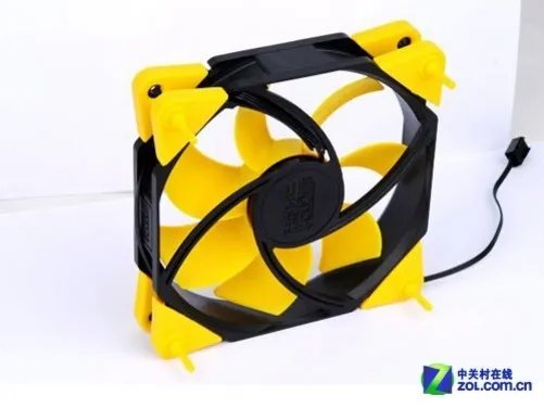 超轻松搞定共振 超频三清风风扇解析