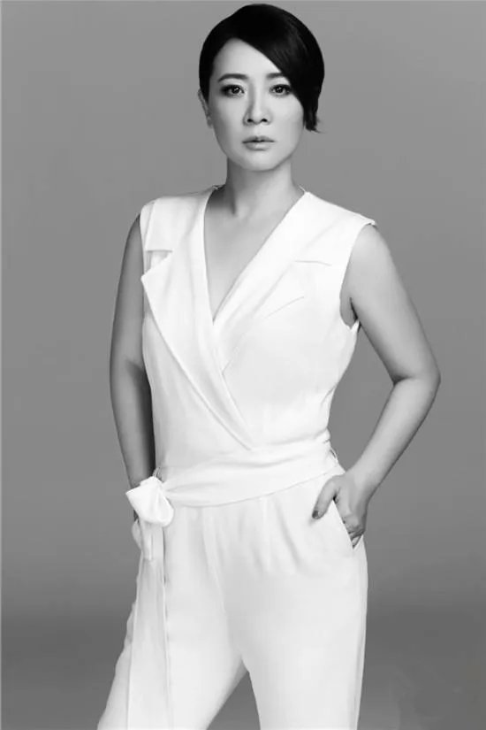 陈小艺结过几次婚第一任老公刘惠宁是谁 陈小艺婚内出轨徐昂真相