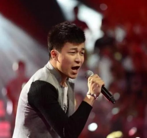 浙江卫视在线直播中国好声音 第三个最高峰之季火热开场