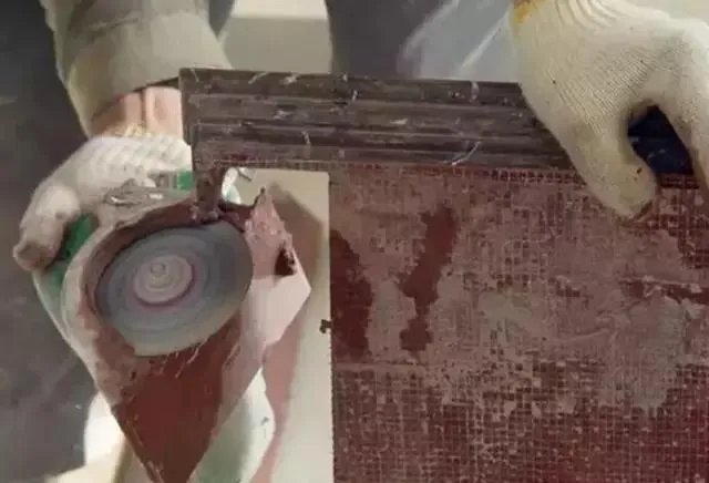 安装窗台石到底要不要留耳朵？