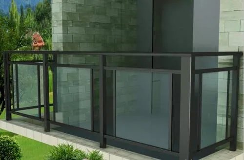 玻璃栏杆u型槽怎么固定