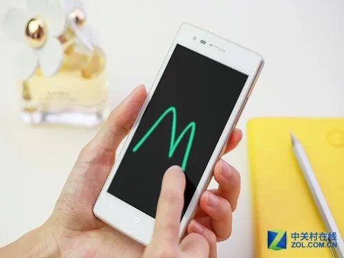 省钱攻略 千元价位最值得买的手机推荐